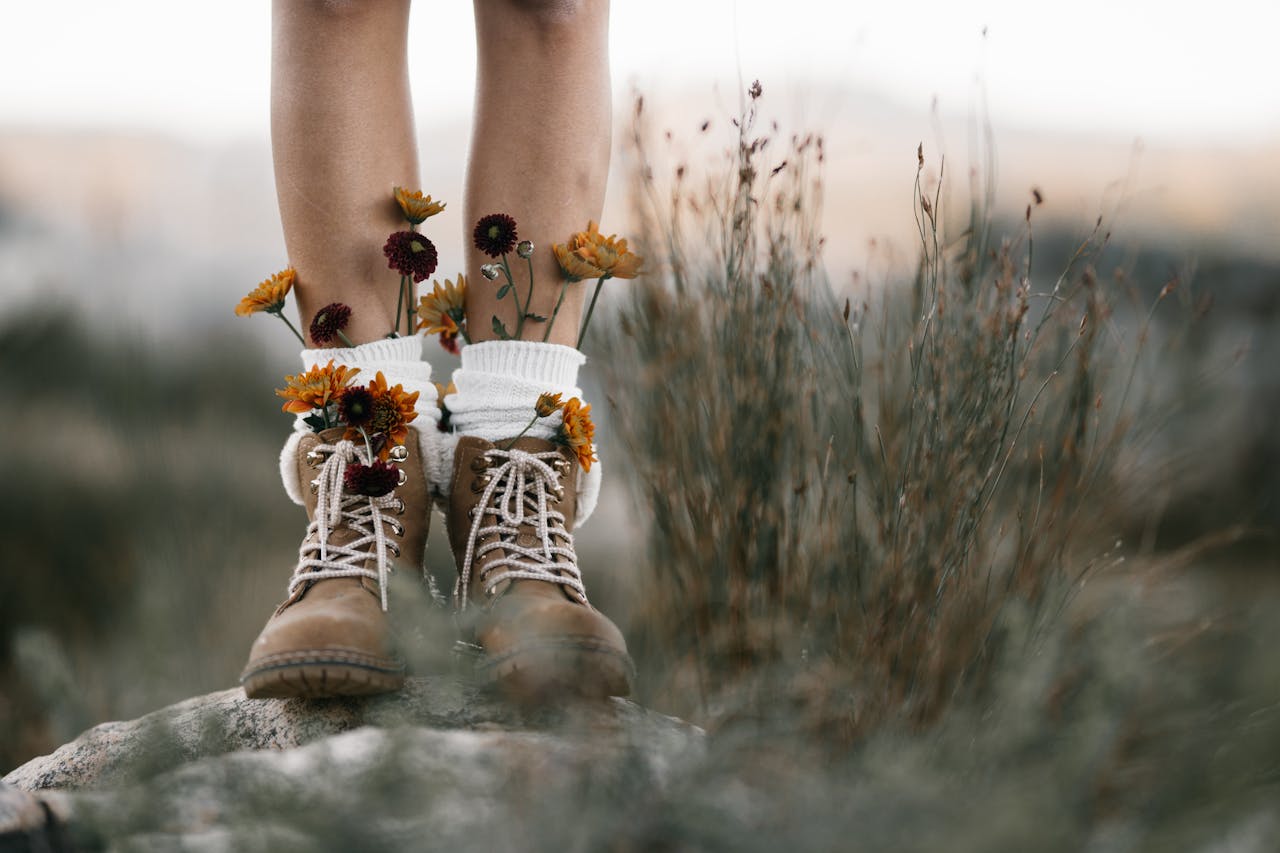 Jakie buty na lato wybrać w 2025 roku Przegląd trendów na co dzień, trekking i imprezę